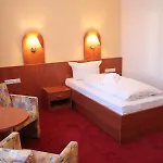 Thueringer Hof Szálloda 3*