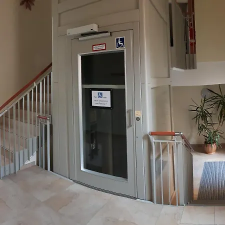 Thueringer Hof Szálloda 3*