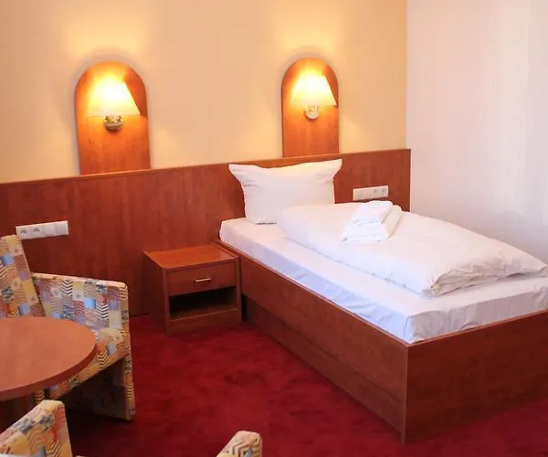 Thueringer Hof Otel 3*