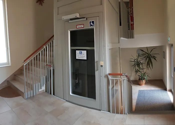 Thueringer Hof Otel 3*